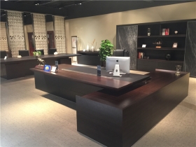 美林时尚展厅